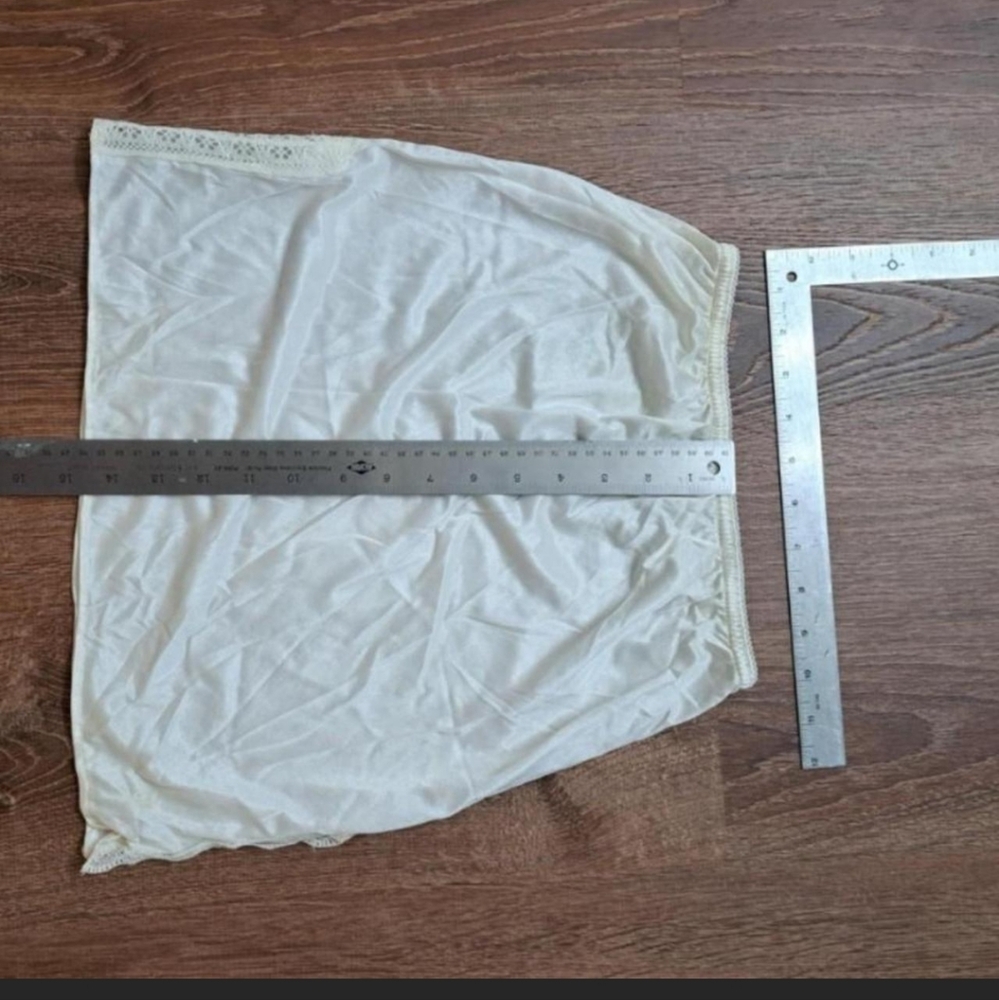 Vintage Short Slip Skirt - Picture 5 of 5
